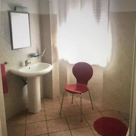 Apartment Bilocale Arancio In Zona Residenziale