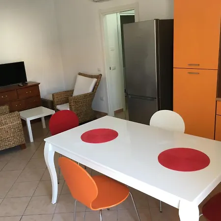 Appartement Bilocale Arancio In Zona Residenziale *